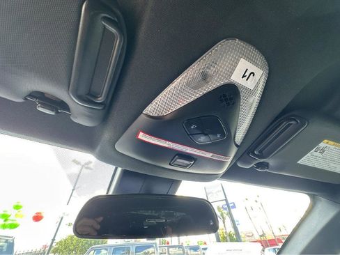 Used 2021 Toyota C-HR XLE image 24