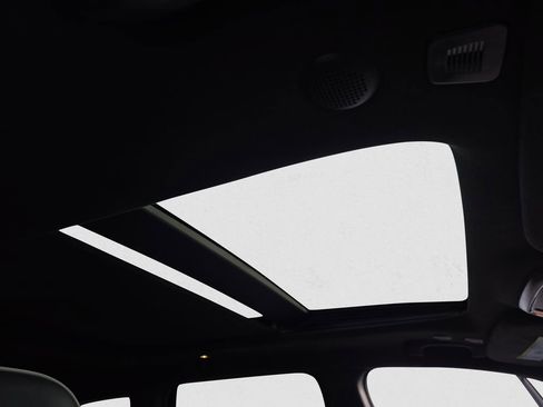 Used 2019 Jeep Grand Cherokee Summit image 18