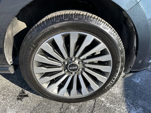 Used 2021 Lincoln Navigator L Reserve w/ Luxury Package image 13