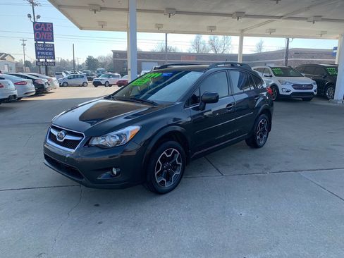Used 2013 Subaru Crosstrek 2.0i Premium image 3