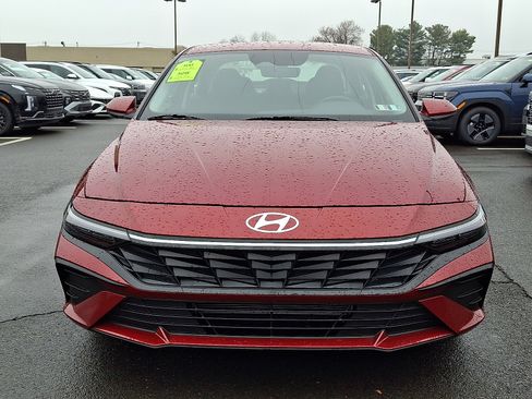 Certified 2024 Hyundai Elantra SEL image 2