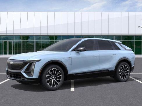 New 2026 Cadillac Lyriq Sport w/ LPO, Floor Liner Package AWD/4WD image 5