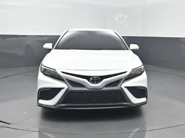 Used 2023 Toyota Camry SE FWD image 30