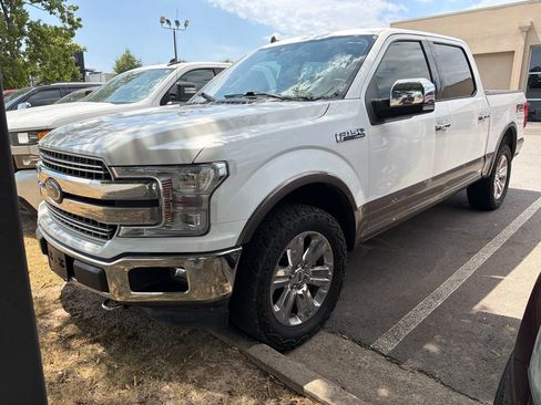 Used 2020 Ford F150 Lariat w/ Equipment Group 502A Luxury AWD/4WD image 3