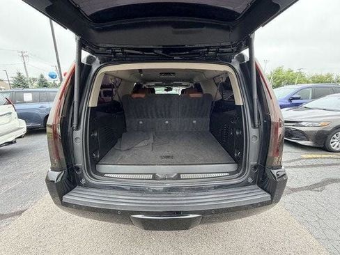 Used 2015 Cadillac Escalade ESV Luxury AWD/4WD image 7
