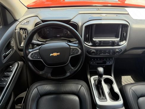 Used 2022 Chevrolet Colorado ZR2 AWD/4WD image 7