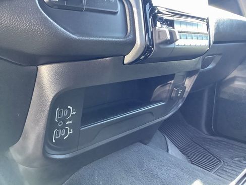 Used 2023 RAM 3500 Tradesman w/ Safety Group image 18