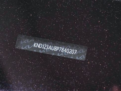 Used 2023 Kia Soul LX image 24