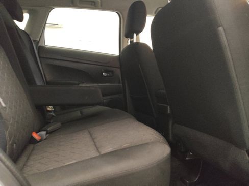 Used 2023 Mitsubishi Outlander Sport AWD image 19