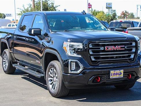 Used 2020 GMC Sierra 1500 AT4 w/ AT4 Premium Package image 5