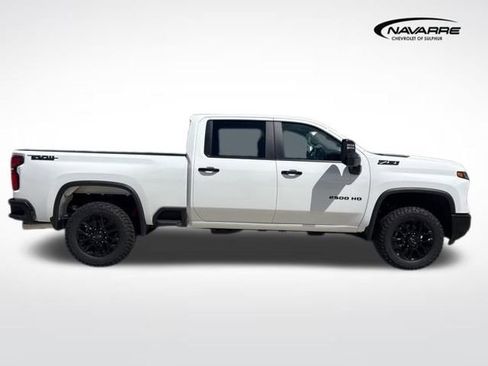 New 2026 Chevrolet Silverado 2500 LT w/ Trail Boss Package AWD/4WD image 9