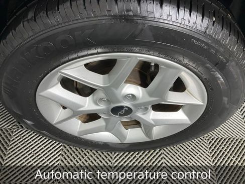 Certified 2023 Kia Soul S image 9