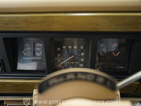 Used 1989 Jeep Grand Wagoneer AWD/4WD image 38