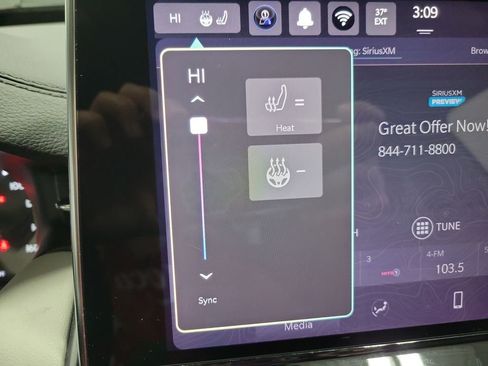 Used 2025 Jeep Compass Limited image 9