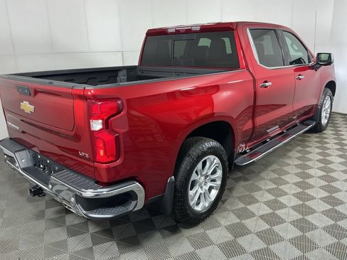 Used 2023 Chevrolet Silverado 1500 LTZ AWD/4WD image 9