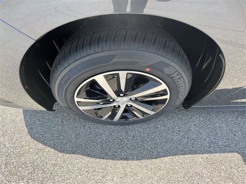 Certified 2023 Honda Civic LX image 18