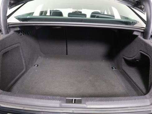 Used 2009 Audi A4 2.0T Premium image 18