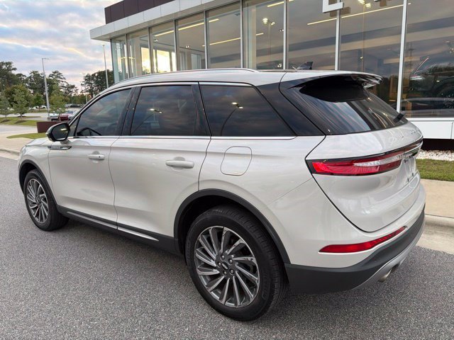 Used 2023 Lincoln Corsair Reserve w/ Equipment Group 201A AWD/4WD image 3