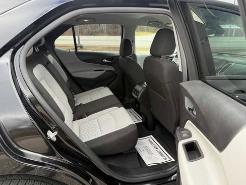 Used 2021 Chevrolet Equinox LS w/ LPO, Chrome Package image 13