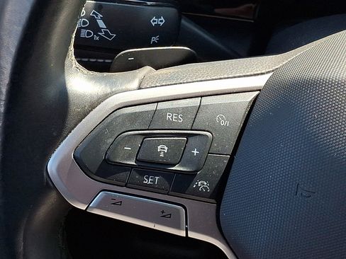 Used 2024 Volkswagen Atlas Cross Sport SEL Premium R-Line AWD/4WD image 22