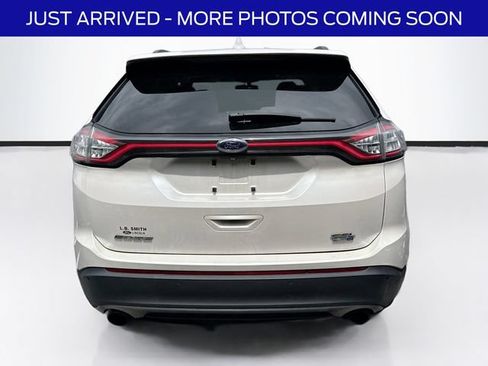 Used 2018 Ford Edge SEL w/ Equipment Group 201A AWD/4WD image 7