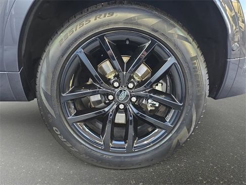 Used 2024 Land Rover Discovery Sport S image 31