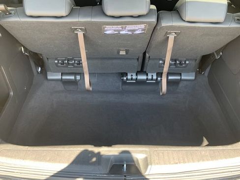 Used 2025 Honda Odyssey EX-L image 10