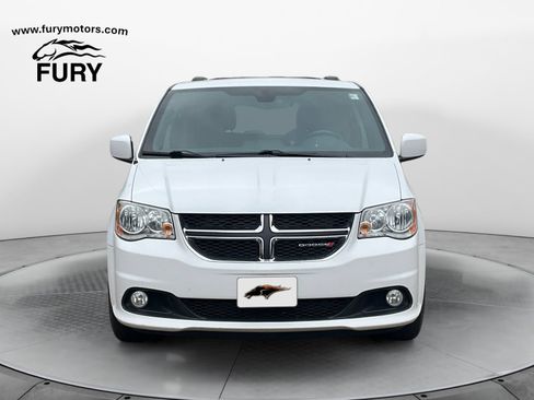 Used 2019 Dodge Grand Caravan SXT FWD image 8