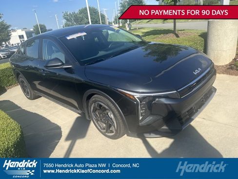 Certified 2025 Kia K4 EX FWD image 1