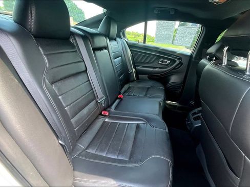 Used 2016 Ford Taurus SHO w/ Equipment Group 401A AWD/4WD image 29