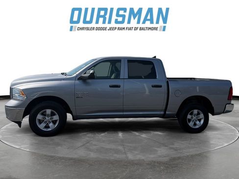 Used 2023 RAM 1500 Classic SLT w/ Trailer & Traction Group AWD/4WD image 3
