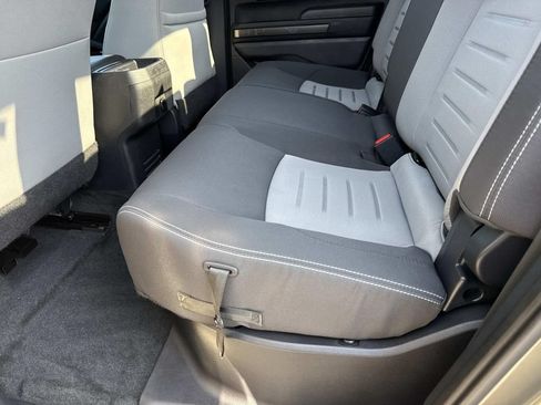 Used 2025 Toyota Tacoma TRD Sport AWD/4WD image 18