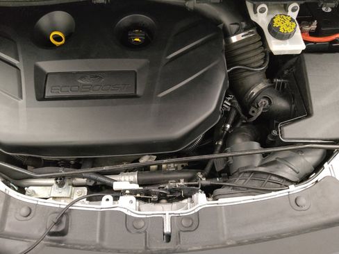 Used 2017 Ford Escape SE AWD/4WD image 30