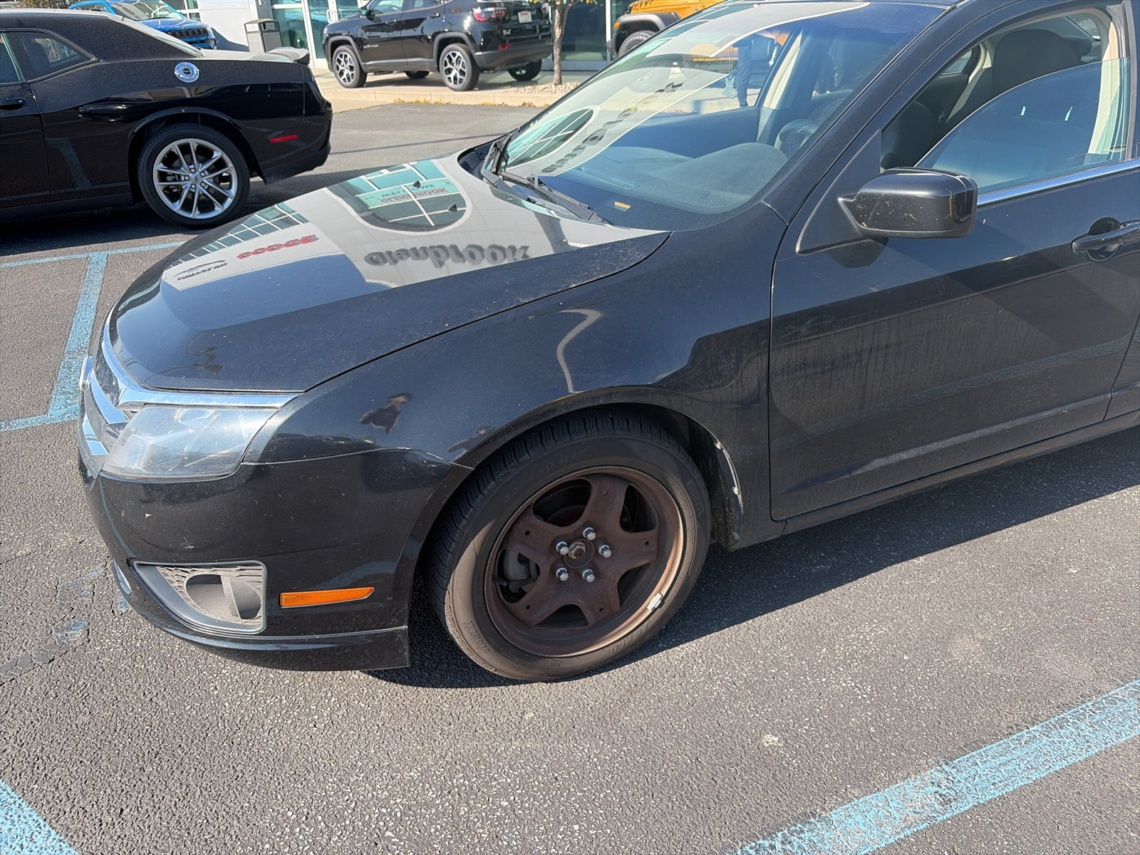Used 2010 Ford Fusion SE FWD image 4