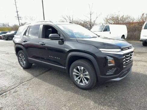 New 2026 Chevrolet Equinox LT w/ Convenience Package II AWD/4WD image 2