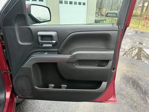 Used 2018 Chevrolet Silverado 1500 LT w/ All Star Edition image 36