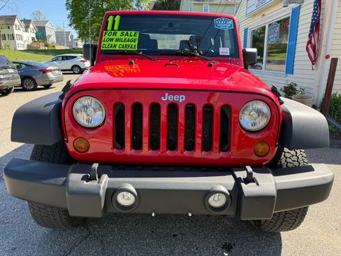 Used 2011 Jeep Wrangler Sport image 3