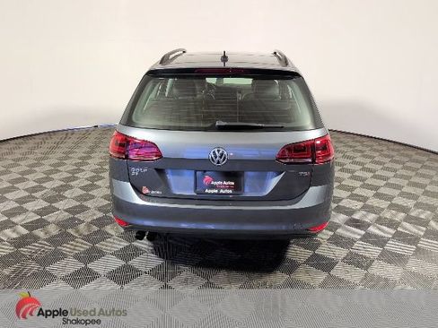 Used 2017 Volkswagen Golf SE FWD image 6
