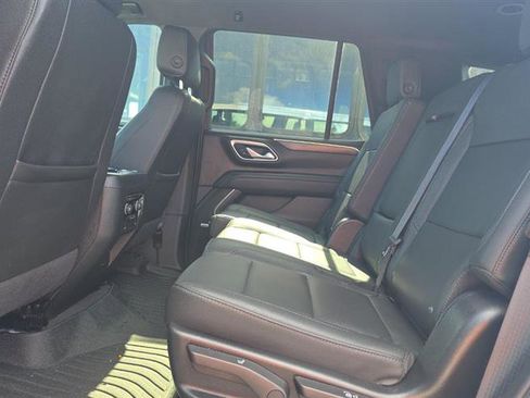 Used 2024 Chevrolet Tahoe LT AWD/4WD image 8