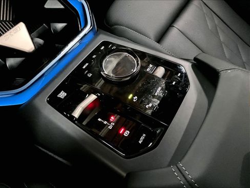 Certified 2025 BMW X3 xDrive30i w/ Convenience Package image 37