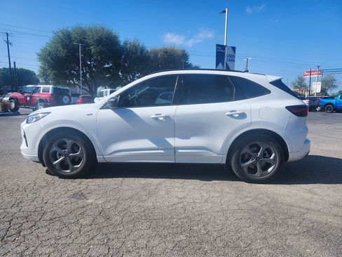 Used 2023 Ford Escape ST-Line w/ Tech Pack #1 image 4