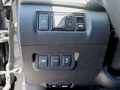 Used 2016 Nissan Sentra S FWD image 18