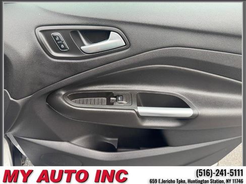 Used 2014 Ford Escape SE AWD/4WD image 29