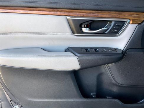 Used 2019 Honda CR-V Touring image 15