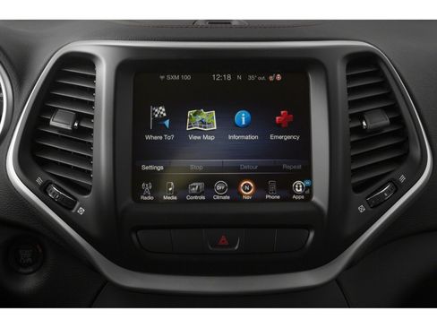 Used 2015 Jeep Cherokee Trailhawk w/ Comfort/Convenience Group AWD/4WD image 8