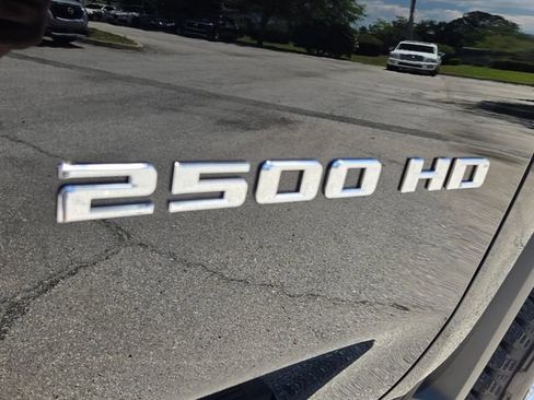 Used 2025 Chevrolet Silverado 2500 LTZ AWD/4WD image 21