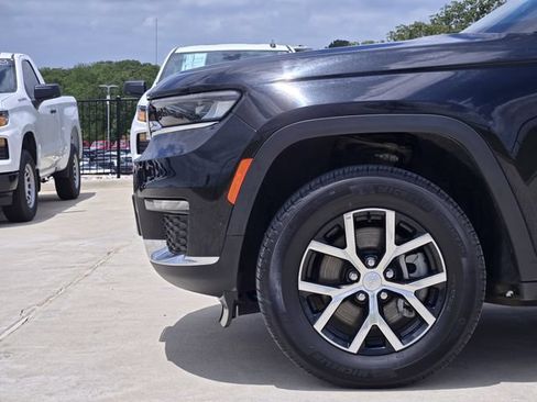 Used 2024 Jeep Grand Cherokee L Limited w/ Luxury Tech Group II AWD/4WD image 10