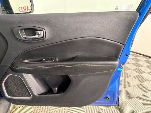 Used 2021 Jeep Compass Latitude w/ Driver Assistance Group FWD image 33