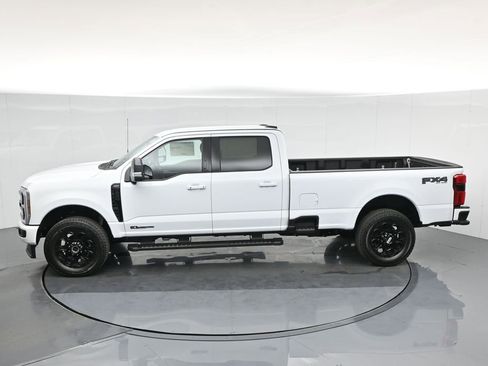 New 2026 Ford F250 Lariat w/ Black Appearance Package image 41