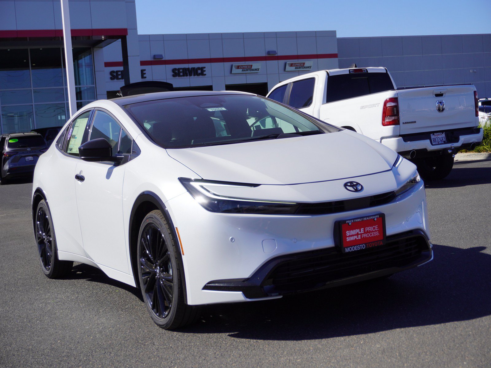 New 2027 Toyota Prius FWD image 28